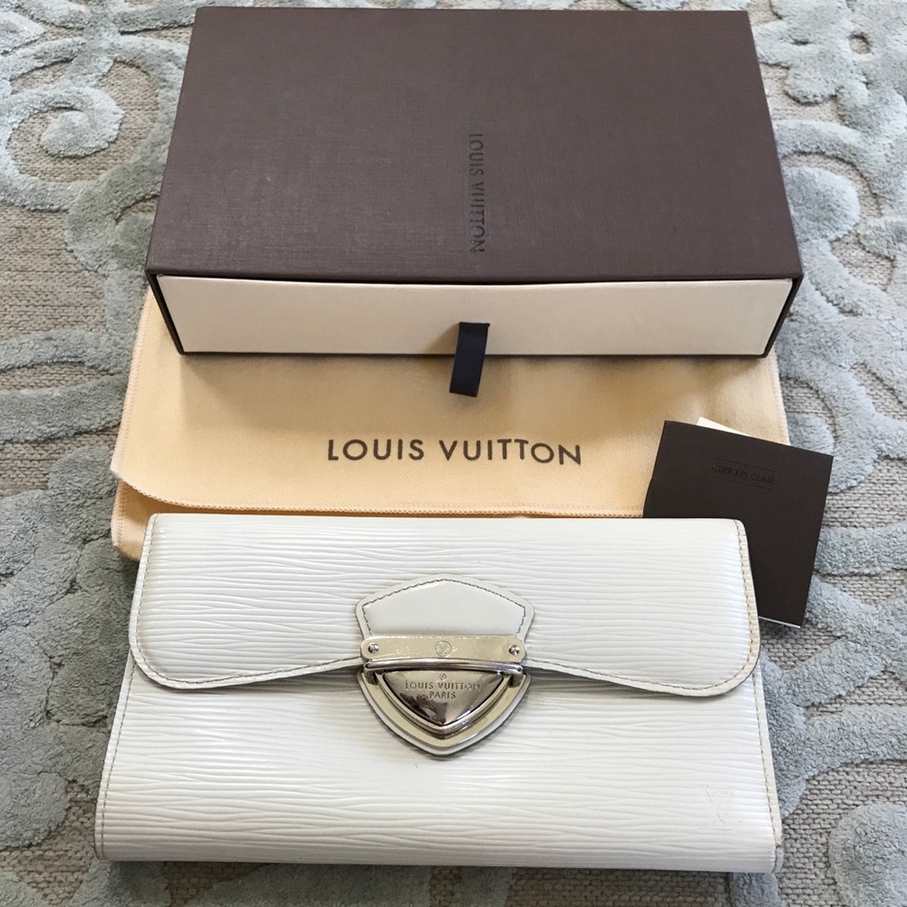Authentic Louis Vuitton Epi Leather Eugenie Wallet